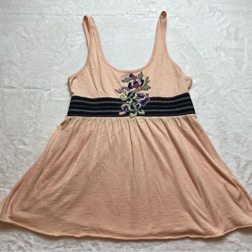 Free People Peach Empress Waist Tank Embroidered Sequin Front Size Small